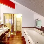 Jakob Hotel
