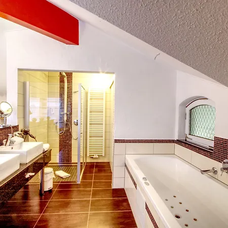 Jakob Hotel