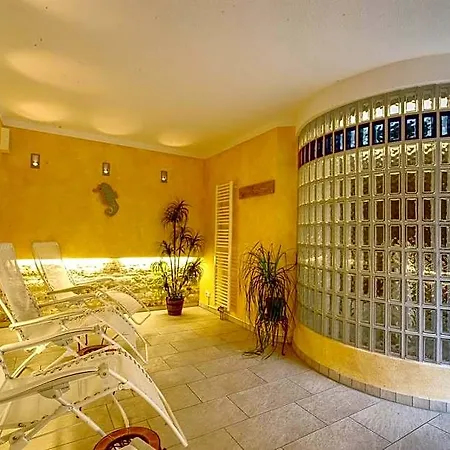 Jakob Hotel