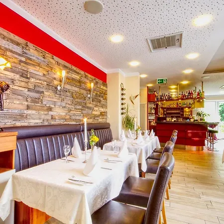 Jakob فندق Groß-Umstadt